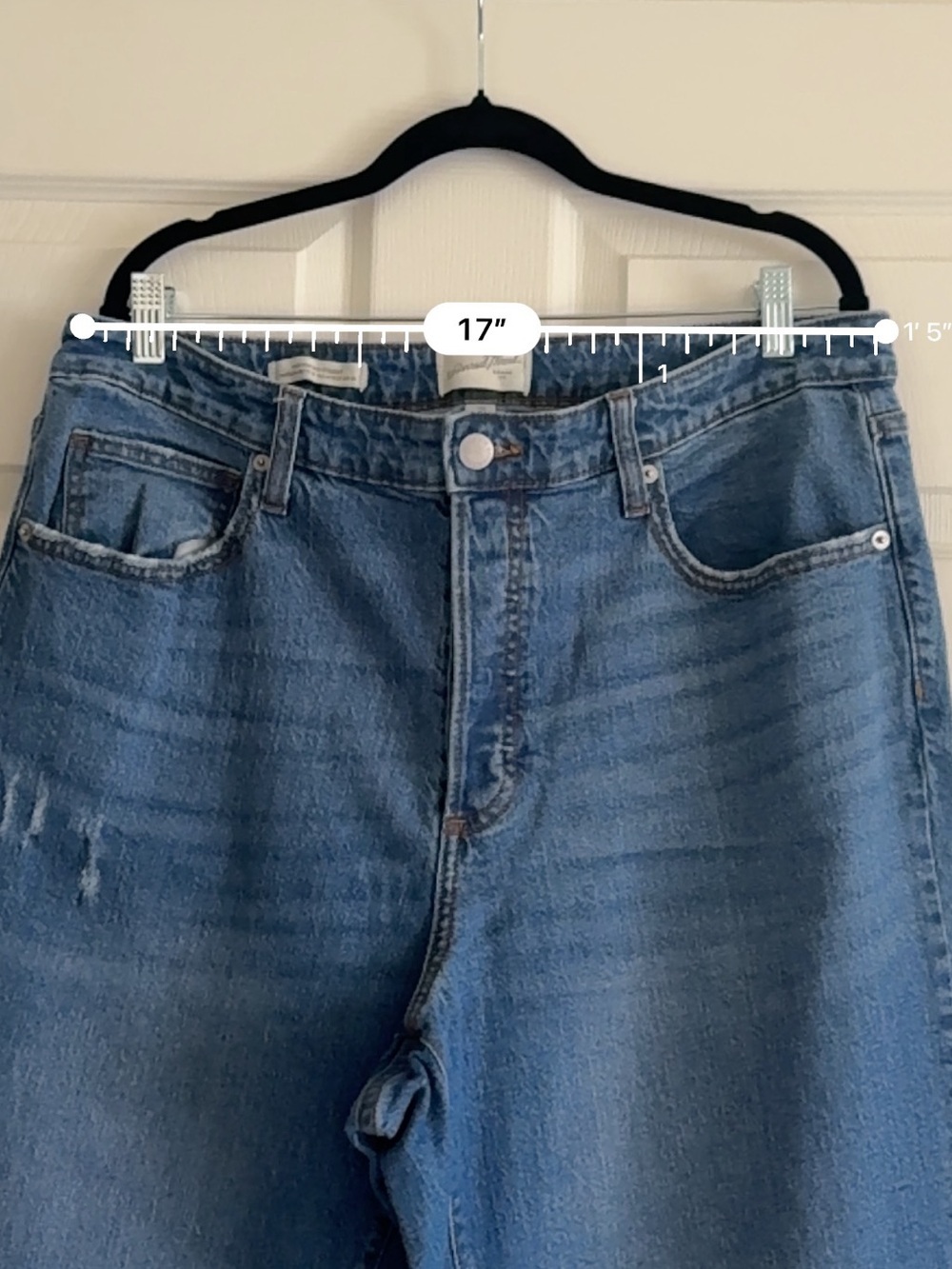 High-Rise 90s Straight Jeans in Medium Wash | Universal Thread, Size 17R - Picture 5 of 6